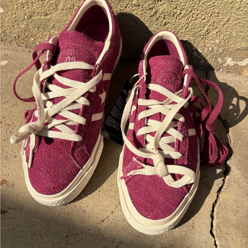 Converse One Star Suede Retro Sneakers - Picture 4 of 16